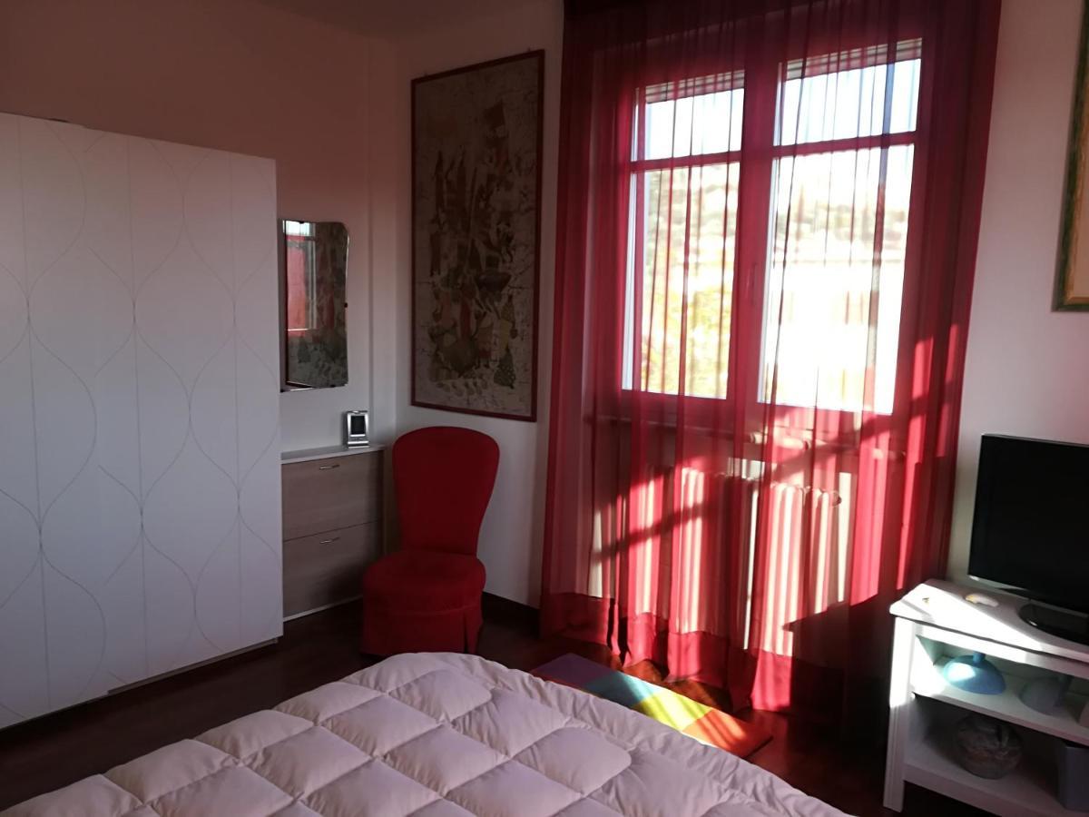 לריצ'י Appartamento La Collina Del Sole מראה חיצוני תמונה