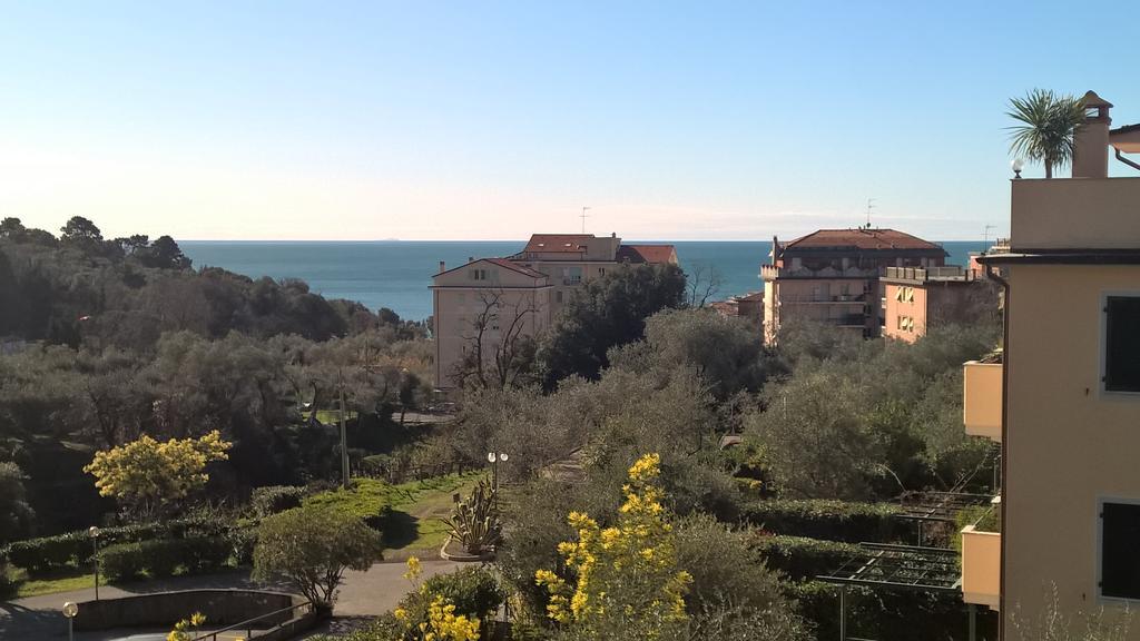 לריצ'י Appartamento La Collina Del Sole מראה חיצוני תמונה